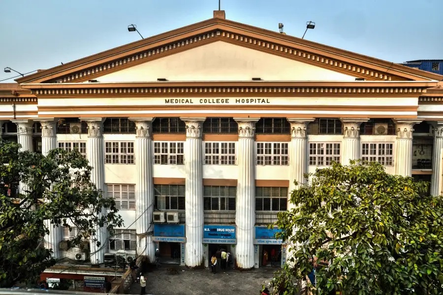 worldwideeducations-img-Medical College KOLKATA